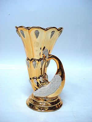 30-105-порцеланова ваза